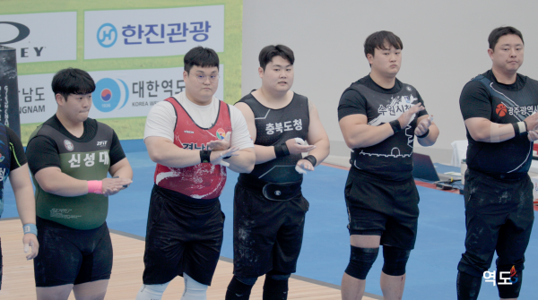 5bf733b9a76eff23ee9682a31dbc01ea_1766677