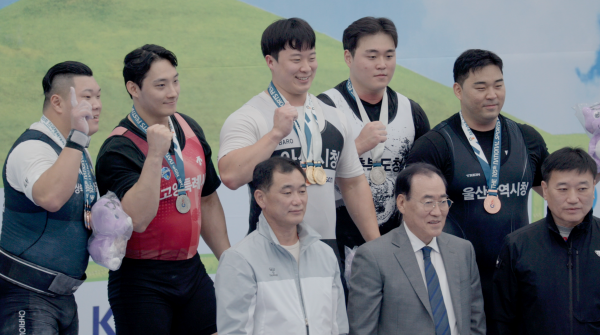 5bf733b9a76eff23ee9682a31dbc01ea_1766677